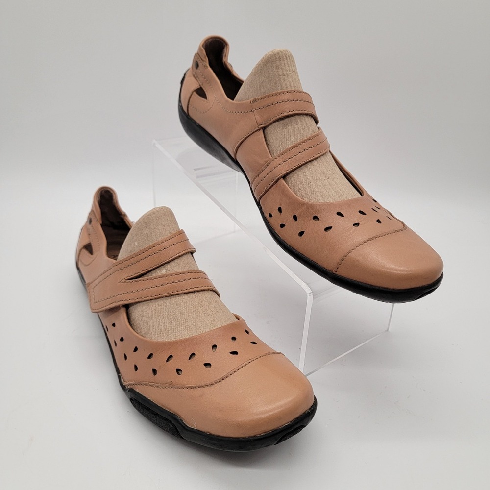 Array Women's Breeze Strappy Mary Jane Leather Flats Beige Hook & Loop Strap